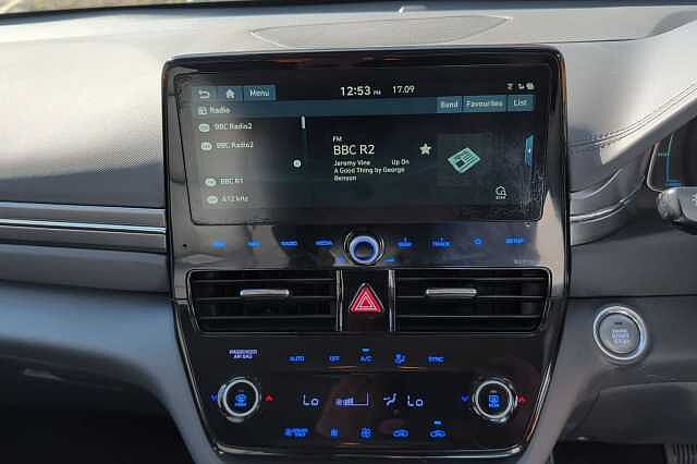 Hyundai IONIQ 1.6 GDi Hybrid Premium SE 5dr DCT