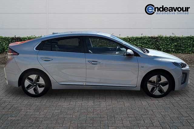 Hyundai IONIQ 1.6 GDi Hybrid Premium SE 5dr DCT
