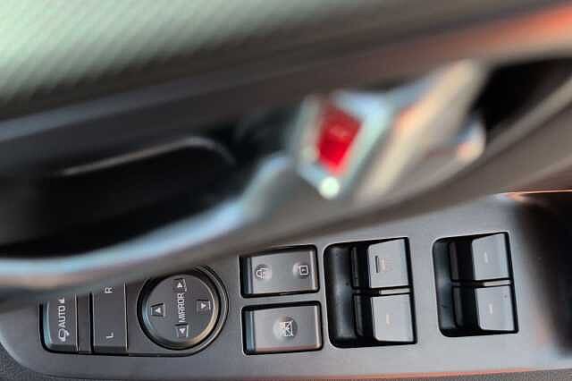 Hyundai IONIQ 1.6 GDi Hybrid Premium SE 5dr DCT