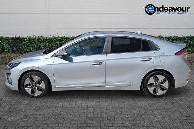 Hyundai IONIQ 1.6 GDi Hybrid Premium SE 5dr DCT