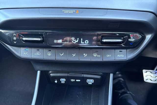 Hyundai BAYON 1.0 TGDi [90] Tech Line 5dr DCT Red
