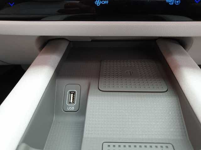Hyundai IONIQ 6 E (325ps) Ultimate 77kWh (Dual Motor) AWD Silver