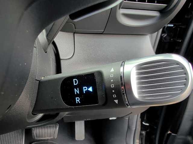 Hyundai INSTER 85kW 02 49kWh 5dr Auto Black