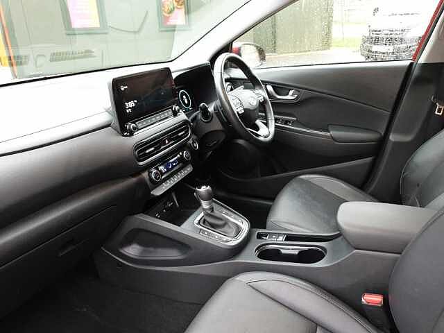 Hyundai KONA 1.6 GDi Hybrid Ultimate 5dr DCT Red
