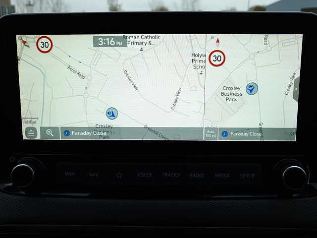 Hyundai KONA 1.6 GDi Hybrid Ultimate 5dr DCT Red