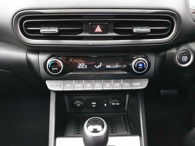 Hyundai KONA 1.6 GDi Hybrid Ultimate 5dr DCT Red