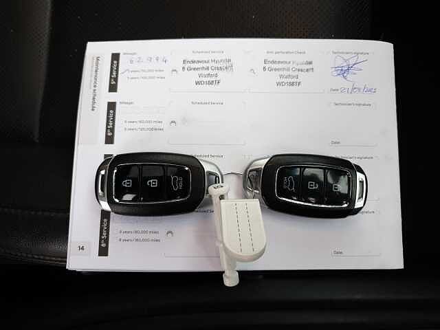 Hyundai KONA 1.6 GDi Hybrid Ultimate 5dr DCT Red