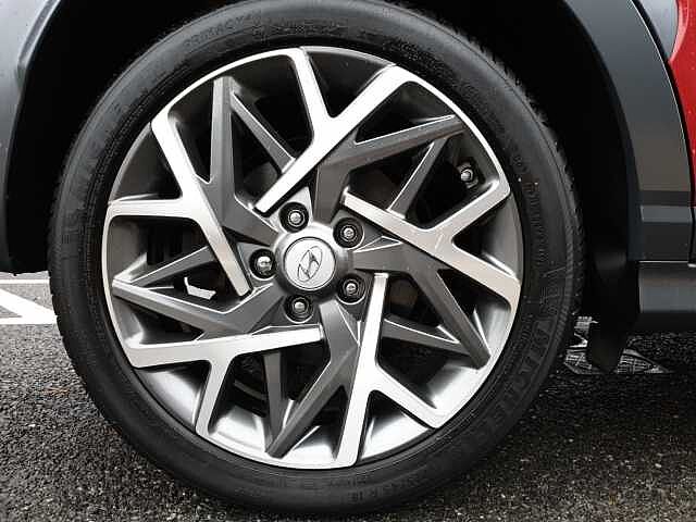 Hyundai KONA 1.6 GDi Hybrid Ultimate 5dr DCT Red