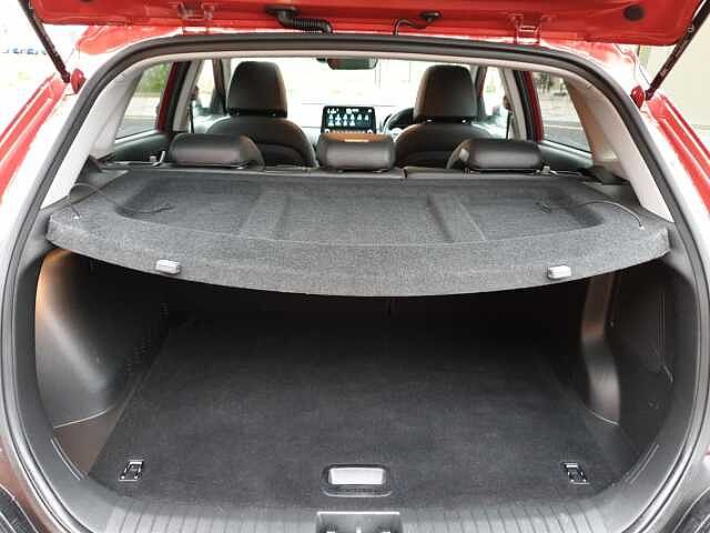 Hyundai KONA 1.6 GDi Hybrid Ultimate 5dr DCT Red