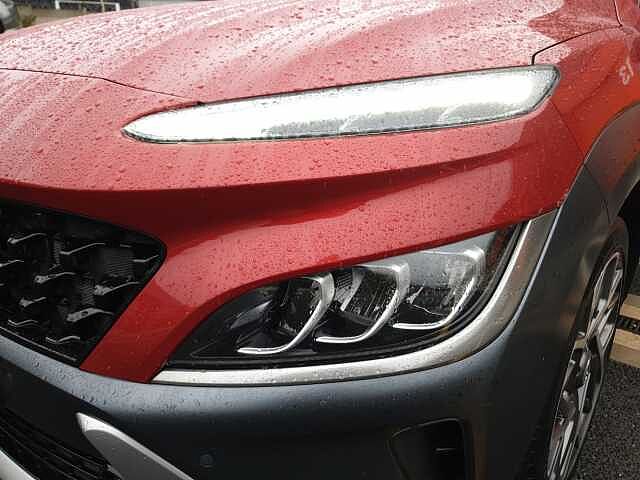 Hyundai KONA 1.6 GDi Hybrid Ultimate 5dr DCT Red