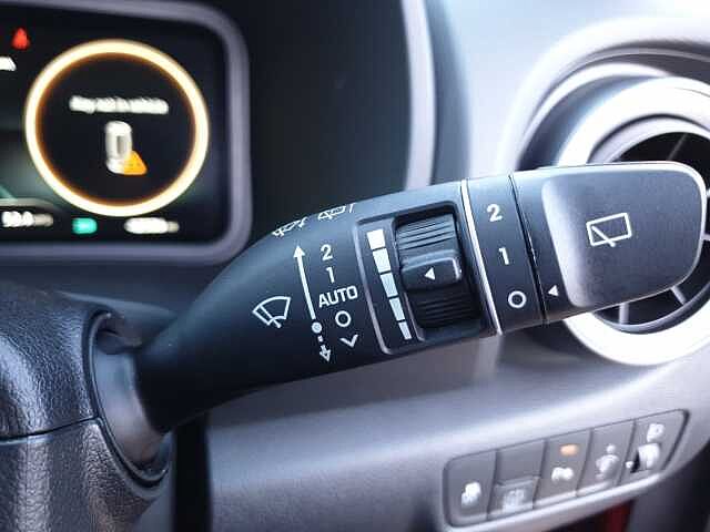 Hyundai KONA 1.6 GDi Hybrid Premium 5dr DCT