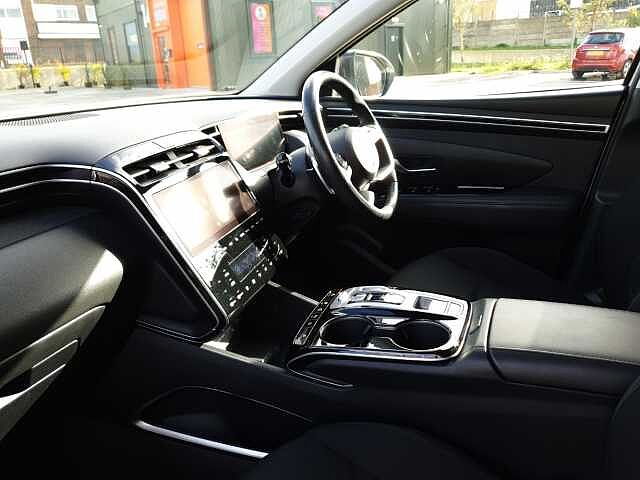 Hyundai TUCSON 1.6 TGDi Hybrid 230 Premium 5dr 2WD Auto White
