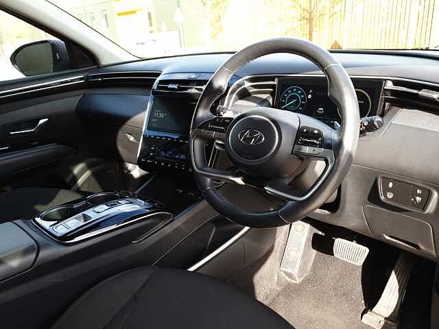 Hyundai TUCSON 1.6 TGDi Hybrid 230 Premium 5dr 2WD Auto White