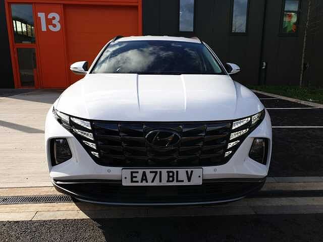 Hyundai TUCSON 1.6 TGDi Hybrid 230 Premium 5dr 2WD Auto White