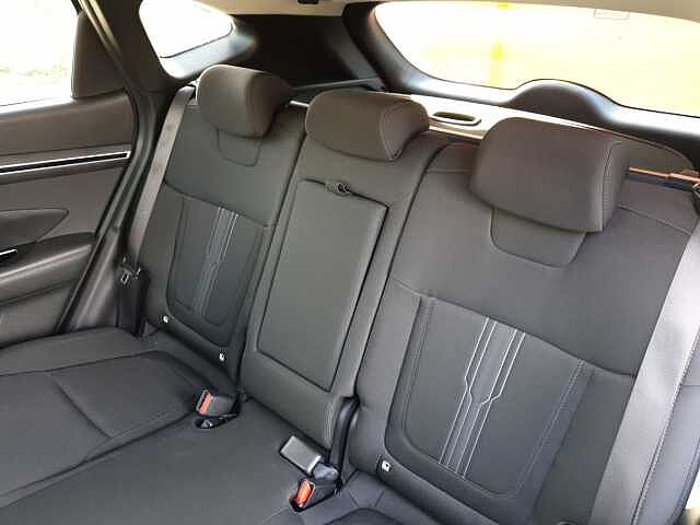 Hyundai TUCSON 1.6 TGDi Hybrid 230 Premium 5dr 2WD Auto White