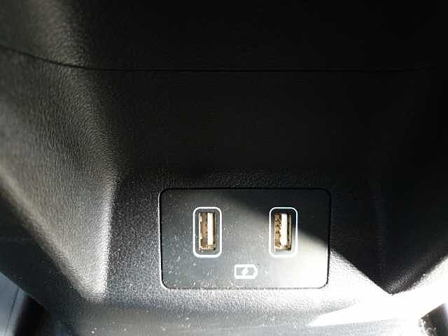 Hyundai TUCSON 1.6 TGDi Hybrid 230 Premium 5dr 2WD Auto White