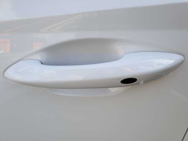 Hyundai TUCSON 1.6 TGDi Hybrid 230 Premium 5dr 2WD Auto White