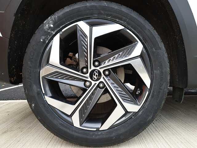 Hyundai TUCSON 1.6 TGDi Hybrid 230 Premium 5dr 2WD Auto White