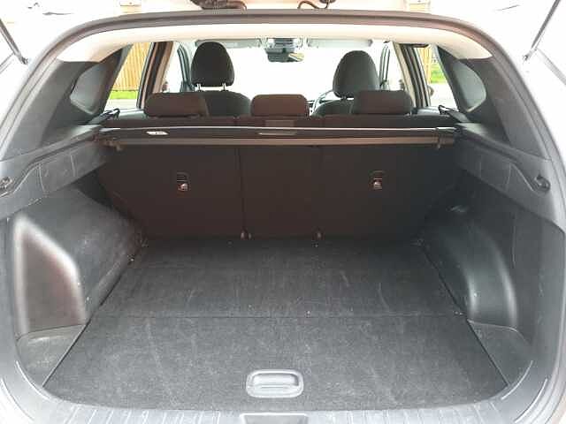 Hyundai TUCSON 1.6 TGDi Hybrid 230 Premium 5dr 2WD Auto White