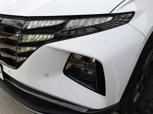 Hyundai TUCSON 1.6 TGDi Hybrid 230 Premium 5dr 2WD Auto White