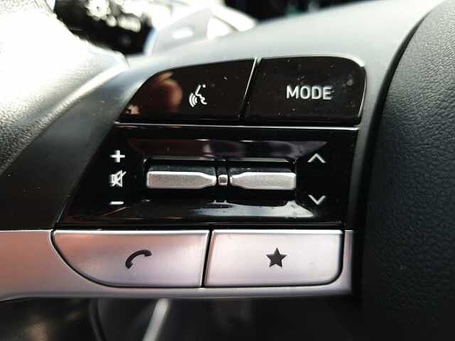 Hyundai TUCSON 1.6 TGDi Hybrid 230 Premium 5dr 2WD Auto