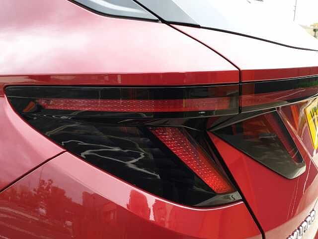 Hyundai TUCSON 1.6 TGDi Hybrid 230 N Line S 5dr 2WD Auto Red