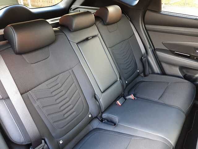 Hyundai TUCSON 1.6T Plug-in Hybrid Premium 5dr 4WD Auto