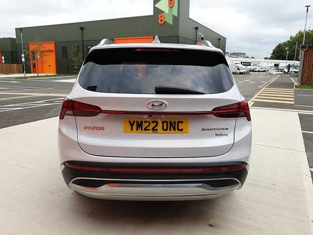 Hyundai SANTA FE 1.6 TGDi Hybrid Ultimate 5dr Auto White