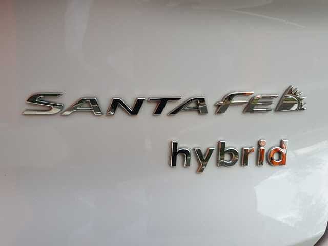Hyundai SANTA FE 1.6 TGDi Hybrid Ultimate 5dr Auto White