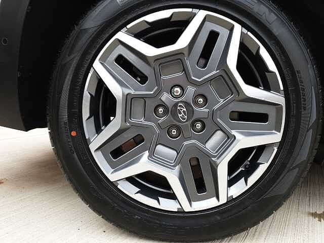 Hyundai SANTA FE 1.6 TGDi Hybrid Ultimate 5dr Auto White