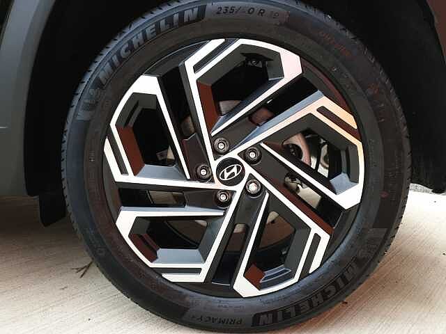 Hyundai TUCSON 1.6T Ultimate 5dr Black