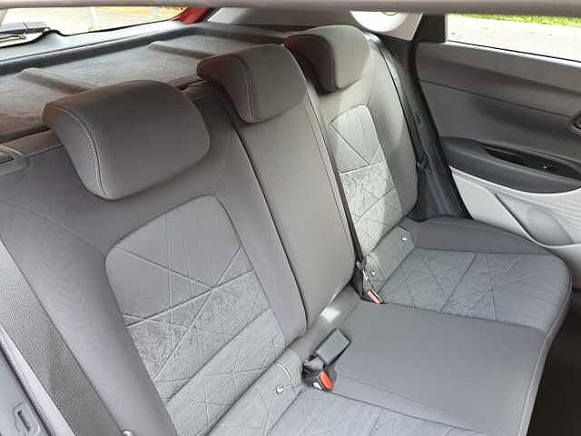 Hyundai BAYON 1.0 TGDi 48V MHEV Ultimate 5dr DCT Red