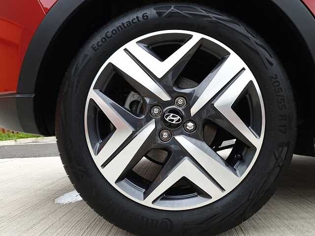 Hyundai BAYON 1.0 TGDi 48V MHEV Ultimate 5dr DCT Red