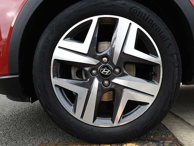 Hyundai BAYON 1.0 TGDi 48V MHEV Ultimate 5dr DCT Red