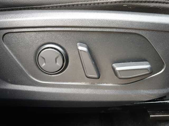 Hyundai TUCSON 1.6 TGDi 48V MHD 180 Ultimate 5dr 4WD DCT Blue