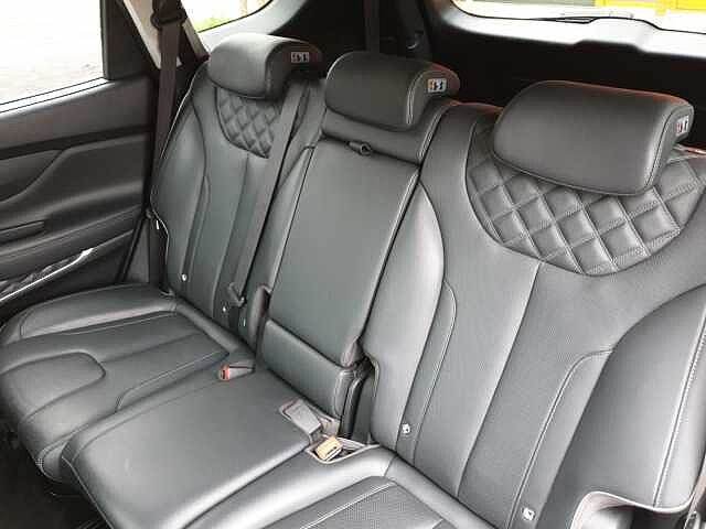 Hyundai SANTA FE 1.6 TGDi Plug-in Hybrid Ultimate 5dr 4WD Auto