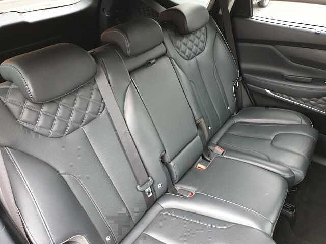 Hyundai SANTA FE 1.6 TGDi Plug-in Hybrid Ultimate 5dr 4WD Auto