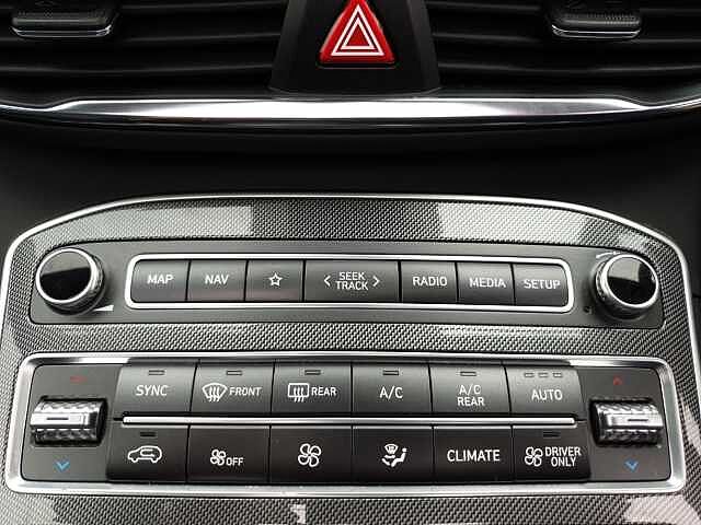 Hyundai SANTA FE 1.6 TGDi Plug-in Hybrid Ultimate 5dr 4WD Auto