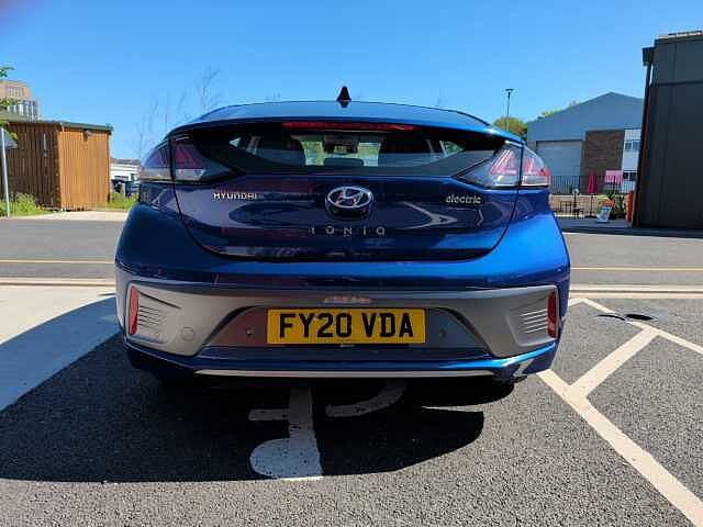 Hyundai ioniq Electric SUV 	E (136ps) Premium 39kWh