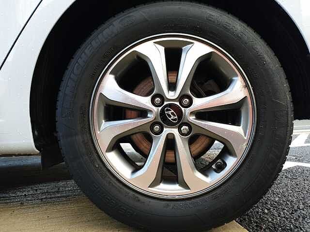 Hyundai i20 1.2 MPi SE 5dr