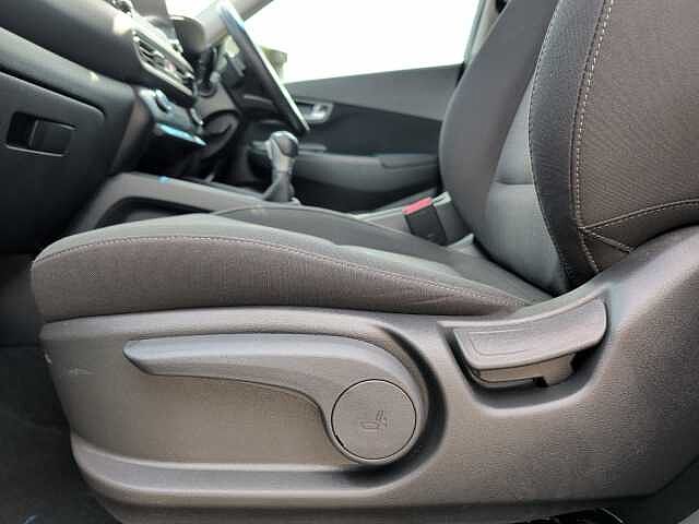Hyundai KONA 1.6 GDi Hybrid Premium 5dr DCT