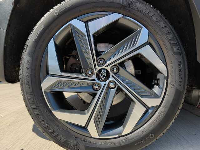 Hyundai TUCSON 1.6 TGDi Hybrid 230 Premium 5dr 2WD Auto Black