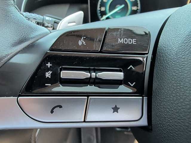 Hyundai TUCSON 1.6 TGDi Hybrid 230 Premium 5dr 2WD Auto Black