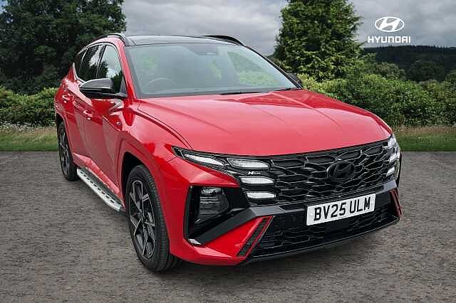 Hyundai TUCSON 1.6T Plug-in Hybrid N Line S 5dr Auto Engine Red