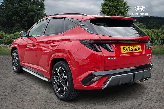 Hyundai TUCSON 1.6T Plug-in Hybrid N Line S 5dr Auto Engine Red