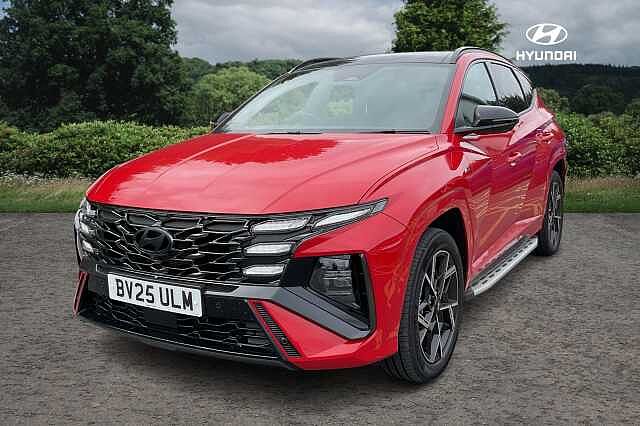 Hyundai TUCSON 1.6T Plug-in Hybrid N Line S 5dr Auto Engine Red