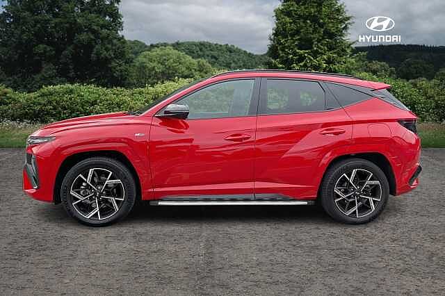 Hyundai TUCSON 1.6T Plug-in Hybrid N Line S 5dr Auto Engine Red