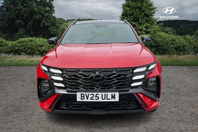 Hyundai TUCSON 1.6T Plug-in Hybrid N Line S 5dr Auto Engine Red