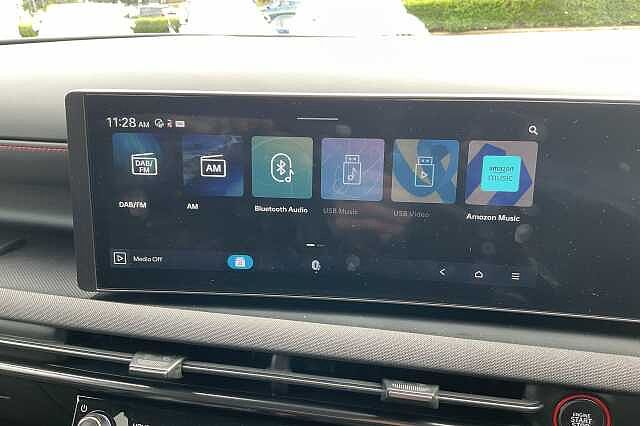 Hyundai TUCSON 1.6T Plug-in Hybrid N Line S 5dr Auto Engine Red