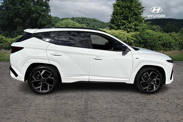 Hyundai TUCSON 1.6T Hybrid N Line S 5dr Auto Atlas White